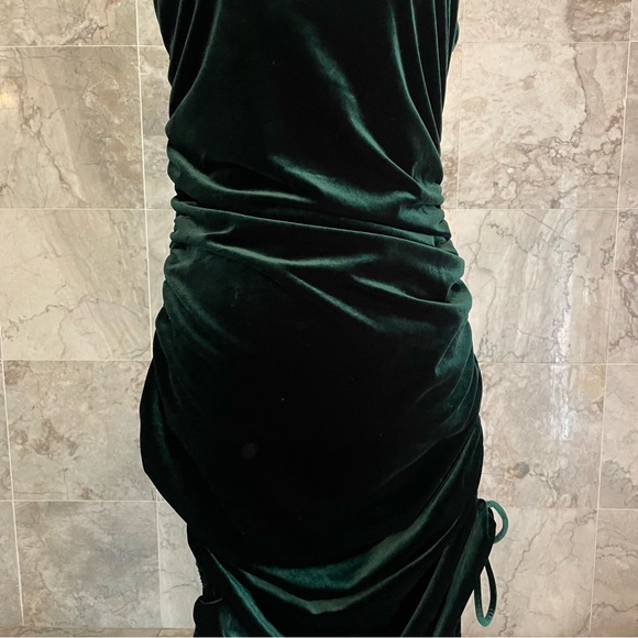 House of Harlow 1960 Velvet One Shoulder Ruched Dress - Picture 3 of 8